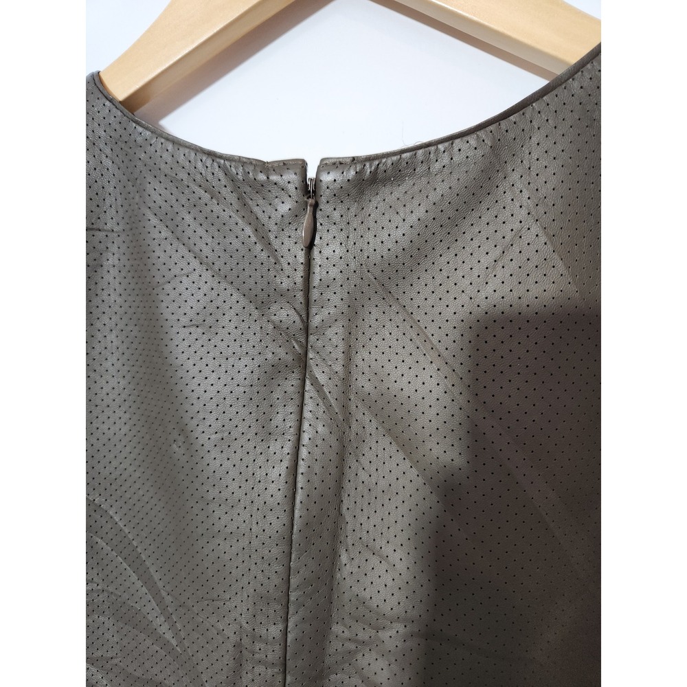 Vince Perforated Lambskin Leather Silk Shell Top Brown NWT Size 6 - Picture 6 of 8